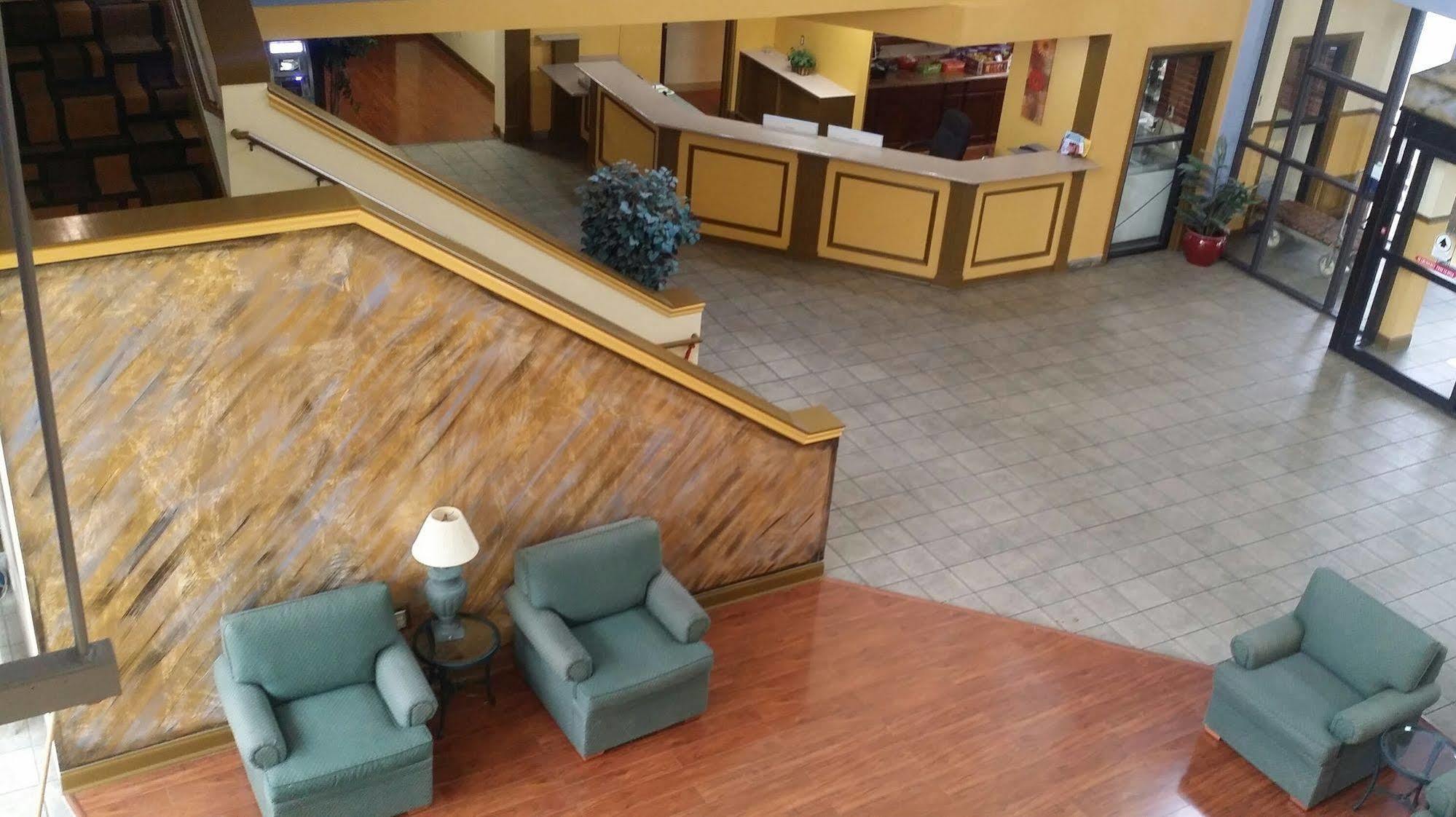 Oyo Hotel Tulsa I-44 Midtown Eksteriør bilde