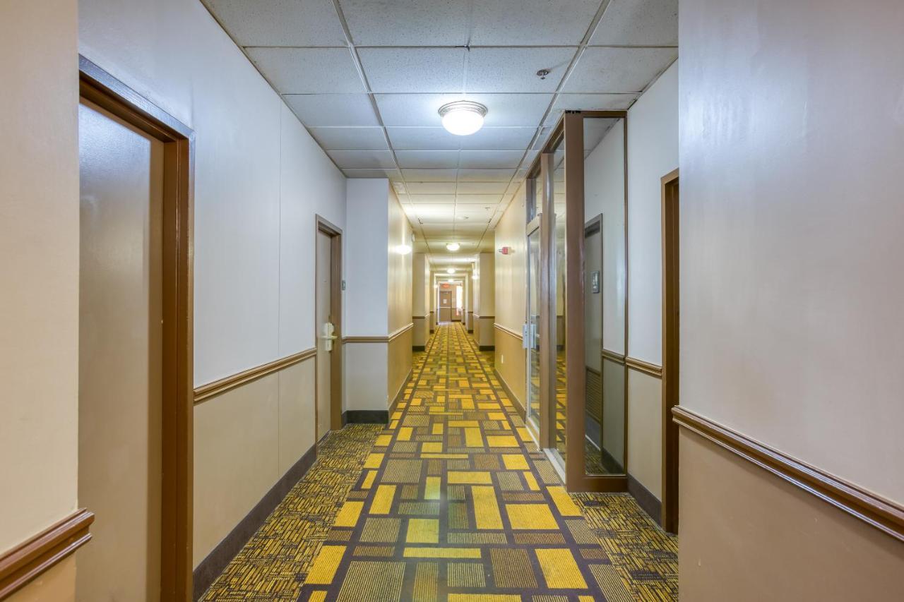 Oyo Hotel Tulsa I-44 Midtown Eksteriør bilde